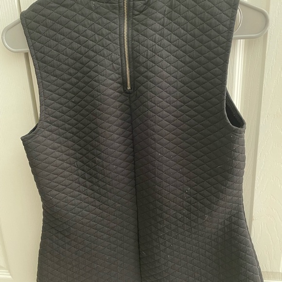 APT.9 Sleeveless dressy vest. Medium, Black. - Picture 2 of 5